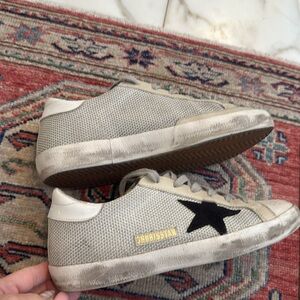 GOLDEN GOOSE SUPER STAR